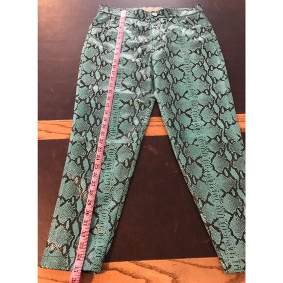 Double D Ranch Green/Black Snakeskin Pants - Size 12 - Picture 5 of 10